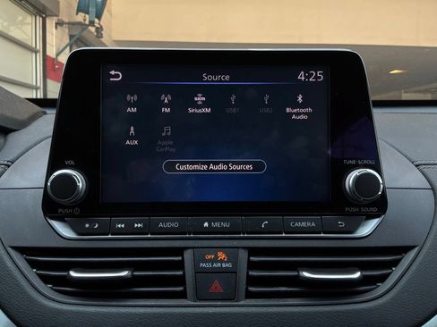 Used 2021 Nissan Altima 2.5 SV w/ SV Premium Package FWD image 32