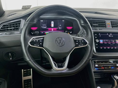 Used 2022 Volkswagen Tiguan SE R-Line FWD image 18