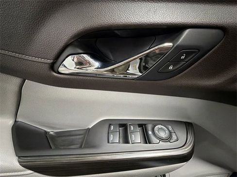 Used 2019 GMC Acadia SLT image 53