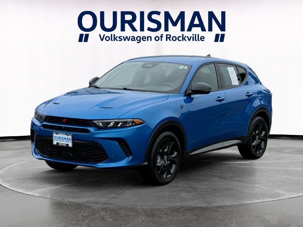 Used 2024 Dodge Hornet R/T w/ Tech Pack w/o Parking AWD/4WD image 2