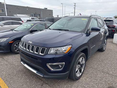 Used 2019 Jeep Compass Limited AWD/4WD image 2