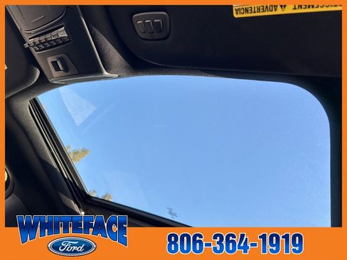 Used 2022 Ford F250 Platinum w/ FX4 Off-Road Package image 38