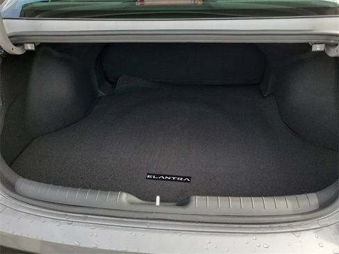 New 2026 Hyundai Elantra Sport image 21