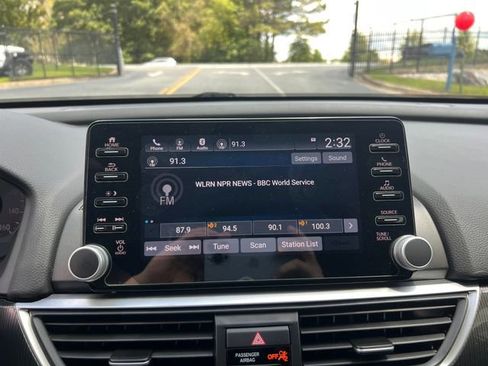 Used 2022 Honda Accord Sport image 27