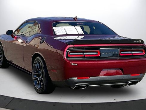 Used 2022 Dodge Challenger R/T Scat Pack w/ Plus Package image 7