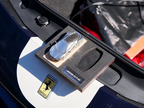 Used 2018 Ferrari 488 GTB Base image 26