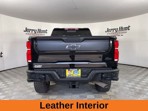 Used 2024 Chevrolet Silverado 2500 ZR2 w/ ZR2 Bison Edition image 6