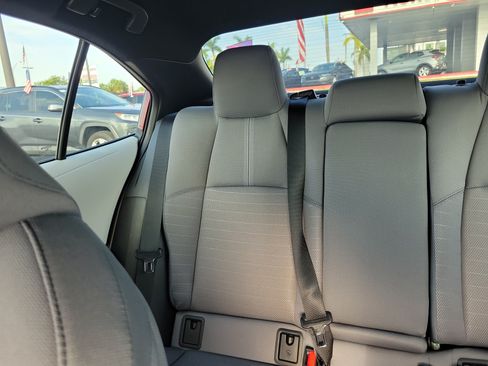 Used 2024 Toyota Corolla SE FWD image 20