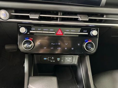 Used 2025 Hyundai Santa Cruz SEL AWD/4WD image 23