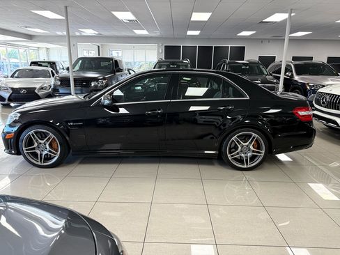 Used 2013 Mercedes-Benz E 63 AMG E63 AMG Sedan w/ AMG Performance Pkg image 6