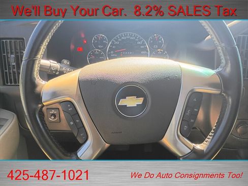 Used 2018 Chevrolet Express 2500 w/ Driver Convenience Package RWD image 15