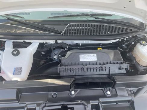 Used 2024 Chevrolet Express 2500 w/ Driver Convenience Package image 9