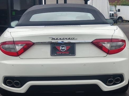 Used 2017 Maserati GranTurismo Convertible RWD image 13