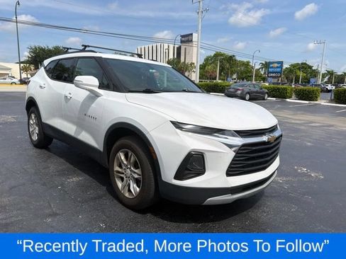 Used 2020 Chevrolet Blazer LT FWD image 1