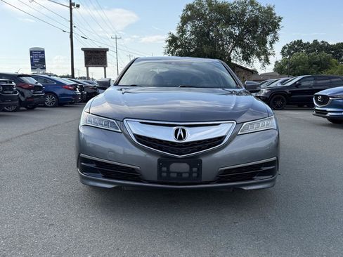 Used 2017 Acura TLX w/ Technology Package FWD image 2