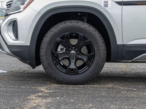 New 2026 Volkswagen Atlas Peak Edition image 46