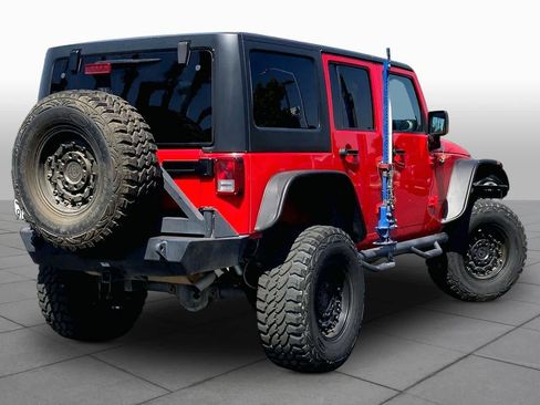 Used 2017 Jeep Wrangler Unlimited Rubicon AWD/4WD image 11