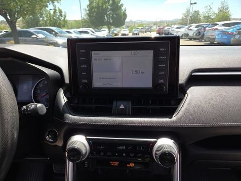 Used 2019 Toyota RAV4 XLE w/ All Weather Liner Package FWD image 31