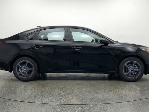 Used 2025 Kia K4 FWD image 11