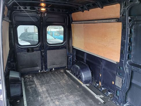 Used 2018 RAM ProMaster 2500 image 10