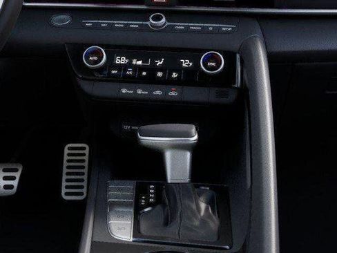 New 2026 Hyundai Elantra Sport image 24