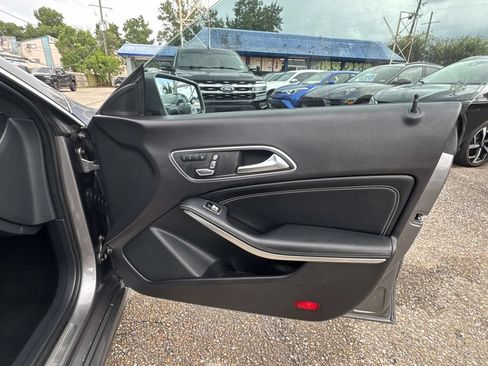 Used 2019 Mercedes-Benz CLA 250 image 16