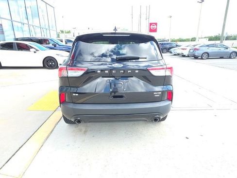 Used 2021 Ford Escape SE w/ SE Sport Appearance Package AWD/4WD image 5