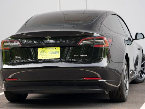 Used 2021 Tesla Model 3 Long Range AWD/4WD image 5