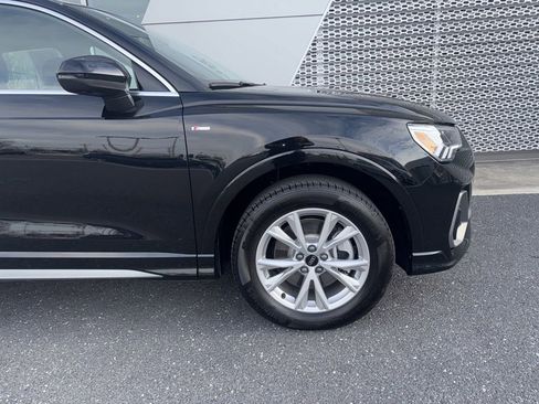 Certified 2025 Audi Q3 2.0T Premium Plus w/ Premium Plus Package image 3