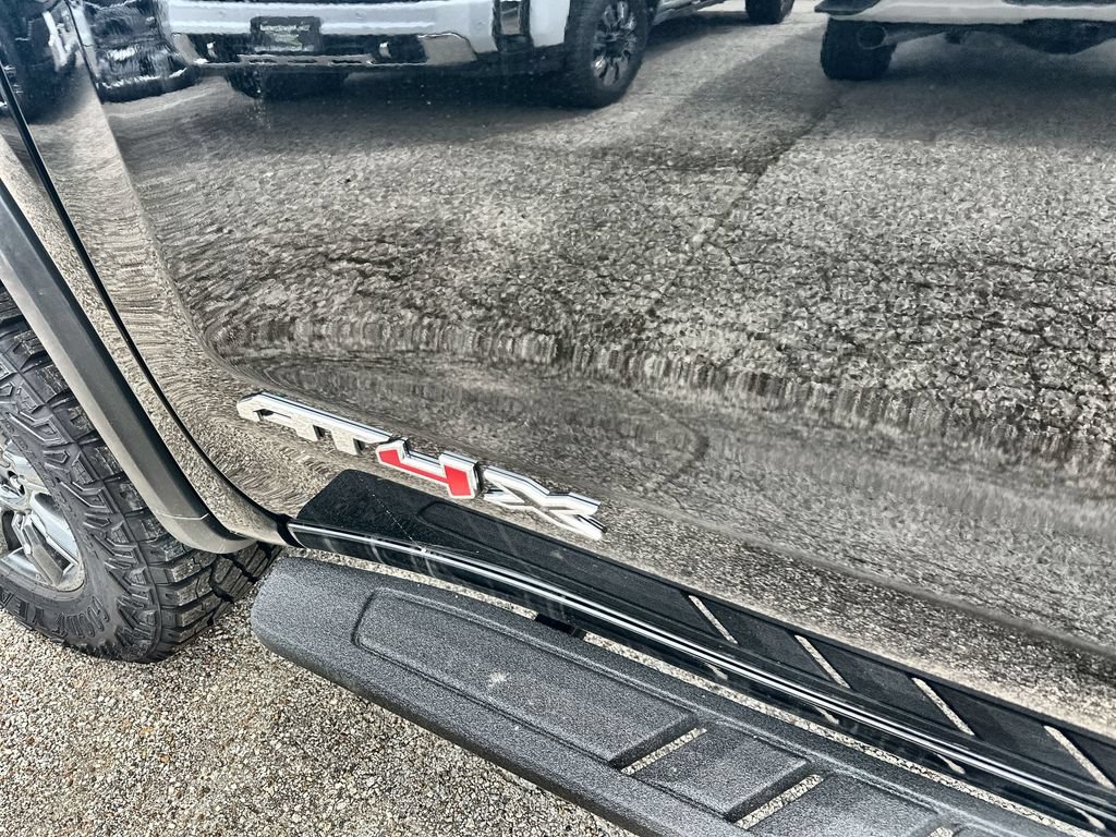 New 2026 GMC Sierra 1500 AT4X AWD/4WD image 14
