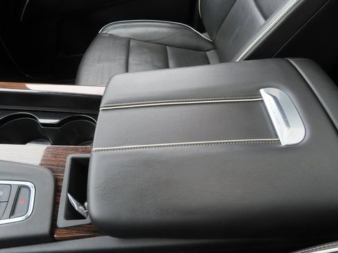 Used 2021 Cadillac Escalade ESV Premium Luxury w/ Driver Assist Tech Package image 44