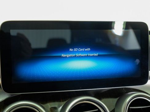 Used 2020 Mercedes-Benz C 300 Sedan image 35