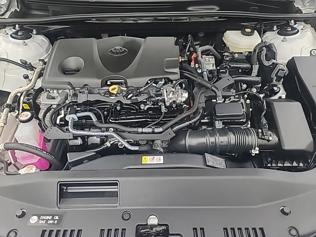 Used 2025 Toyota Camry SE FWD image 39
