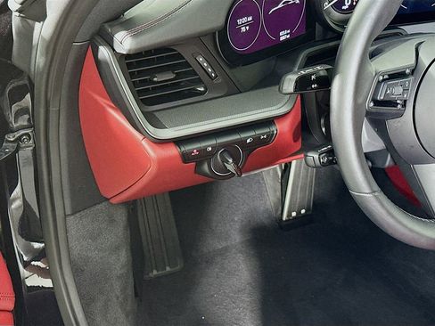 Used 2024 Porsche 911 Carrera 4S image 11