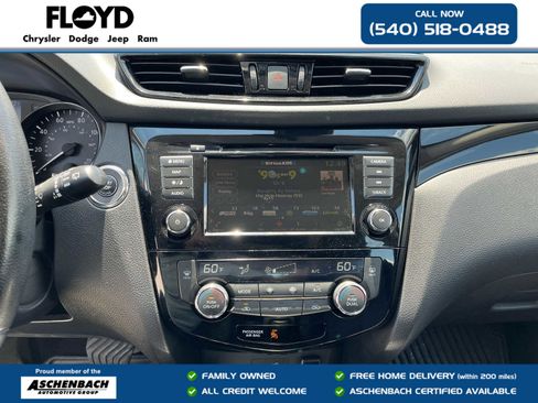 Used 2022 Nissan Rogue Sport SL AWD/4WD image 17