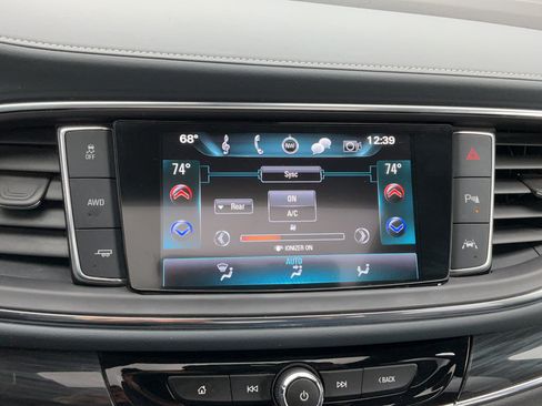 Used 2018 Buick Enclave Premium w/ Experience Buick Package AWD/4WD image 40