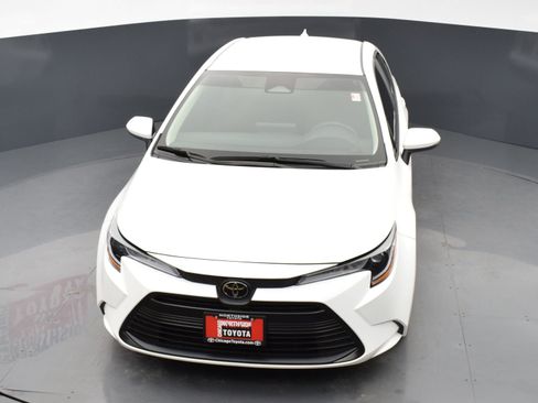 Used 2024 Toyota Corolla LE FWD image 22