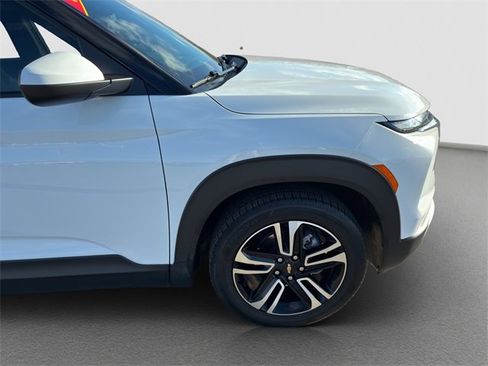 Used 2024 Chevrolet TrailBlazer LT w/ LT Cold Weather Package image 20