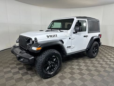 Used 2022 Jeep Wrangler Sport AWD/4WD image 7