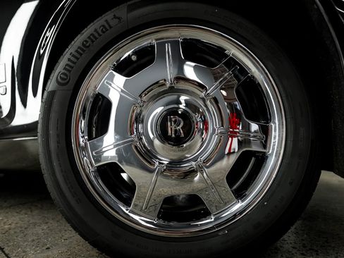 Used 2009 Rolls-Royce Phantom Sedan image 52