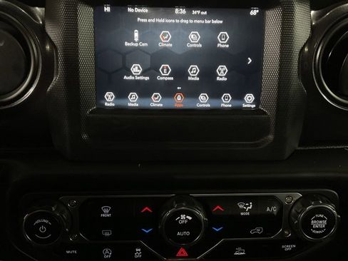 Used 2021 Jeep Wrangler Unlimited Sport image 16