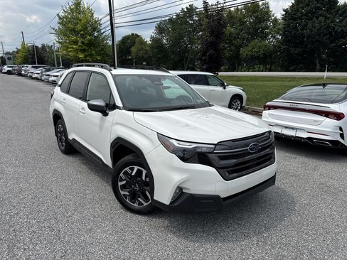 Certified 2026 Subaru Forester Premium AWD/4WD image 26