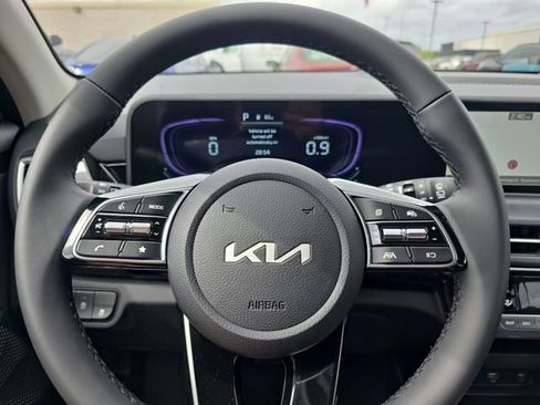 New 2026 Kia Seltos S AWD/4WD image 9