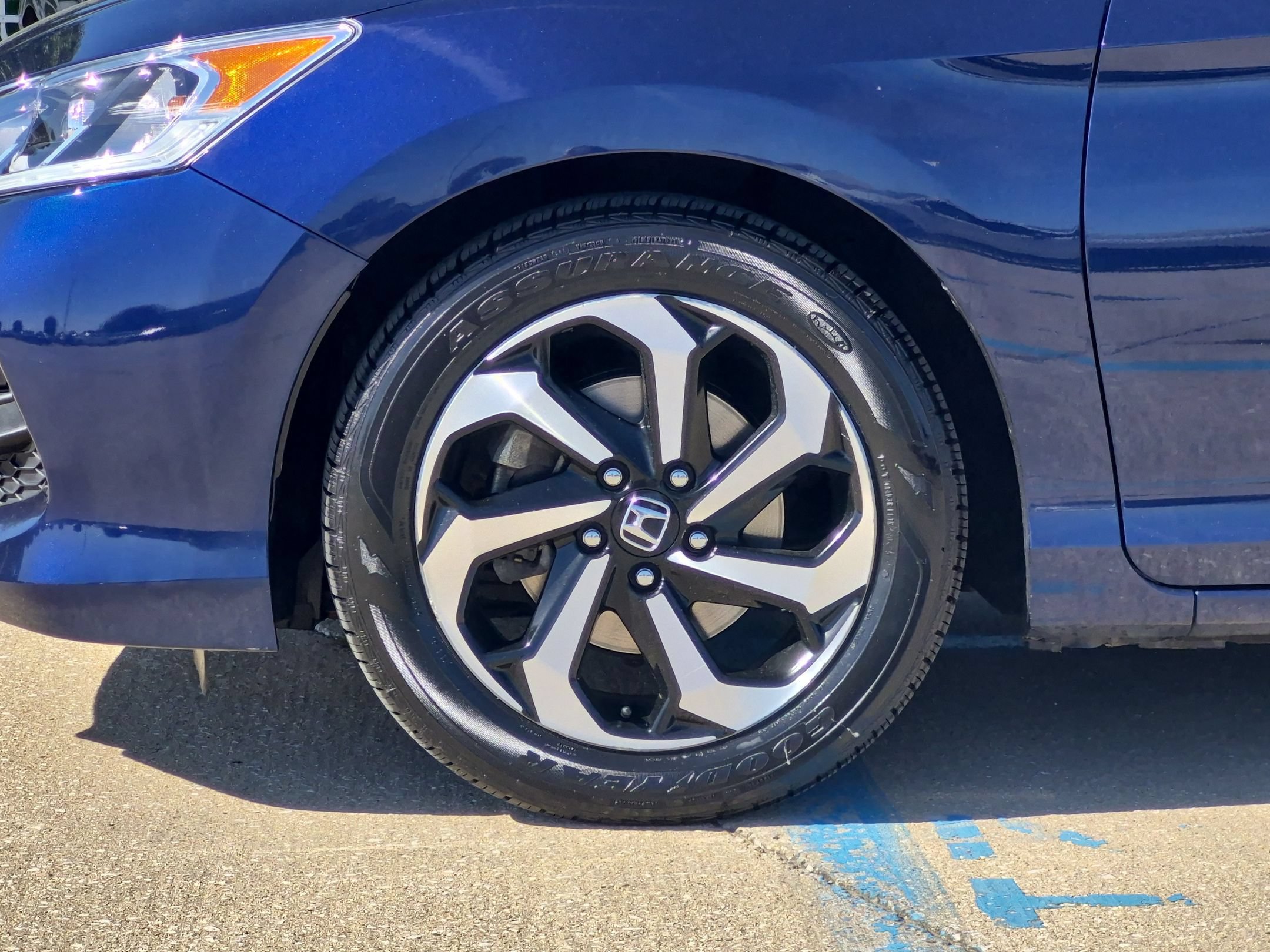 Used 2016 Honda Accord EX-L image 32