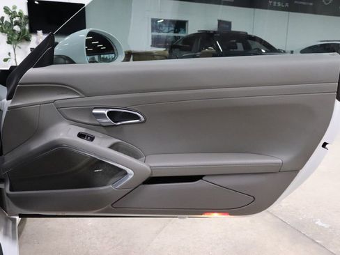 Used 2013 Porsche 911 Carrera S image 20