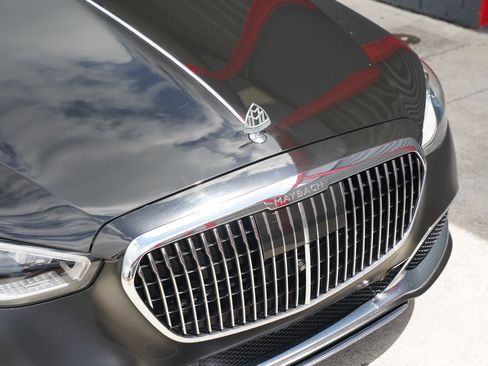 Used 2024 Mercedes-Benz Maybach S 580 4MATIC image 13