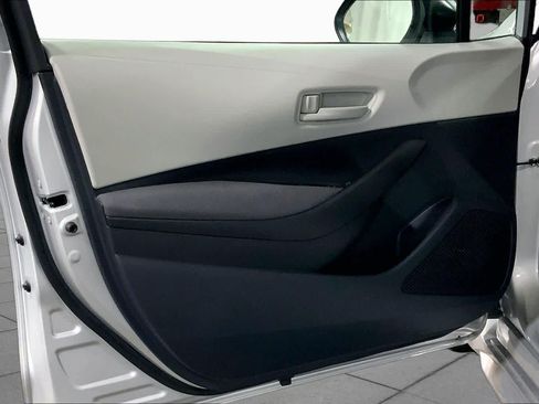 Used 2026 Toyota Corolla LE FWD image 22