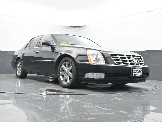 Used 2006 Cadillac DTS FWD image 24
