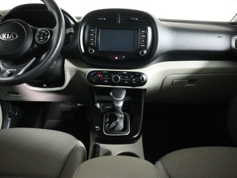 Used 2020 Kia Soul S FWD image 14