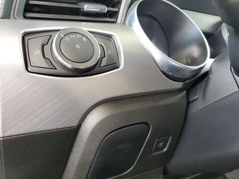 Used 2023 Ford Mustang Premium image 19